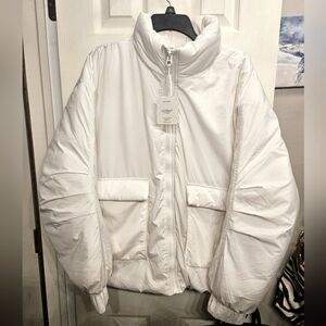 Fabletics all weather Puffer Jacket bone white sz extra large XL